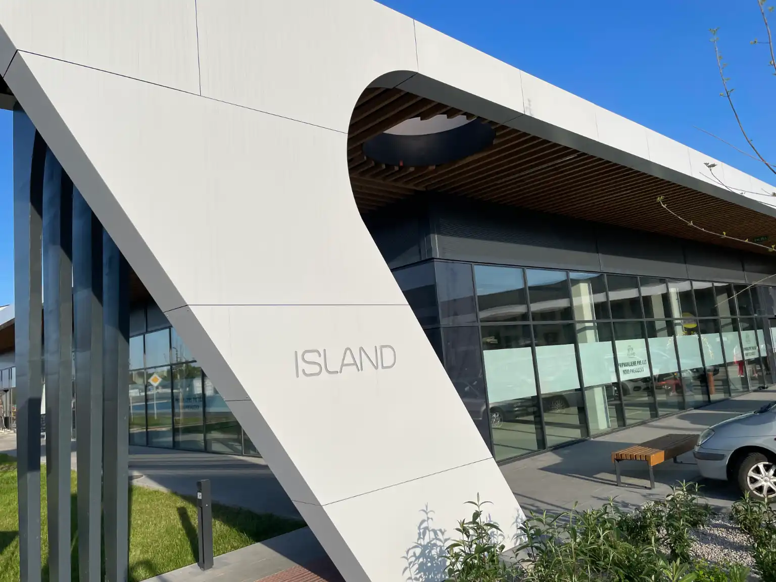 OC Island fasáda